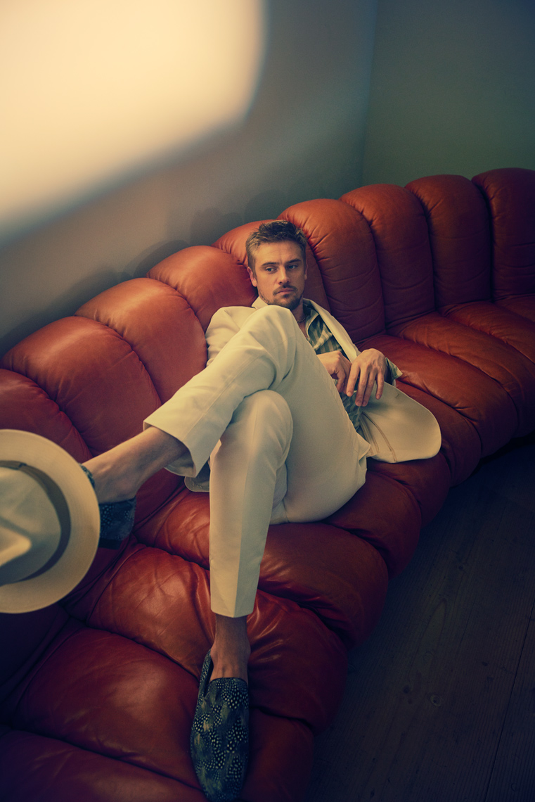 KurtIswarienko-BoydHolbrook-Shot_05_0073RTF