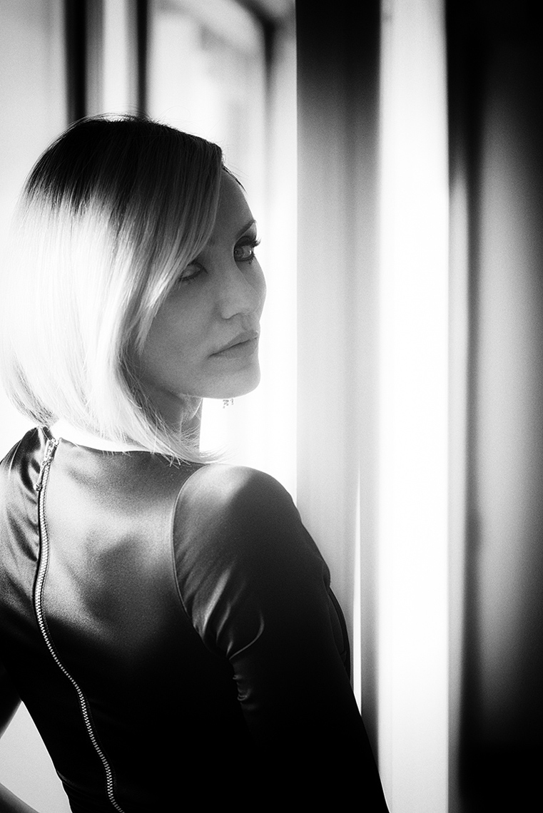 KurtIswarienko-CameronDiaz-BW2