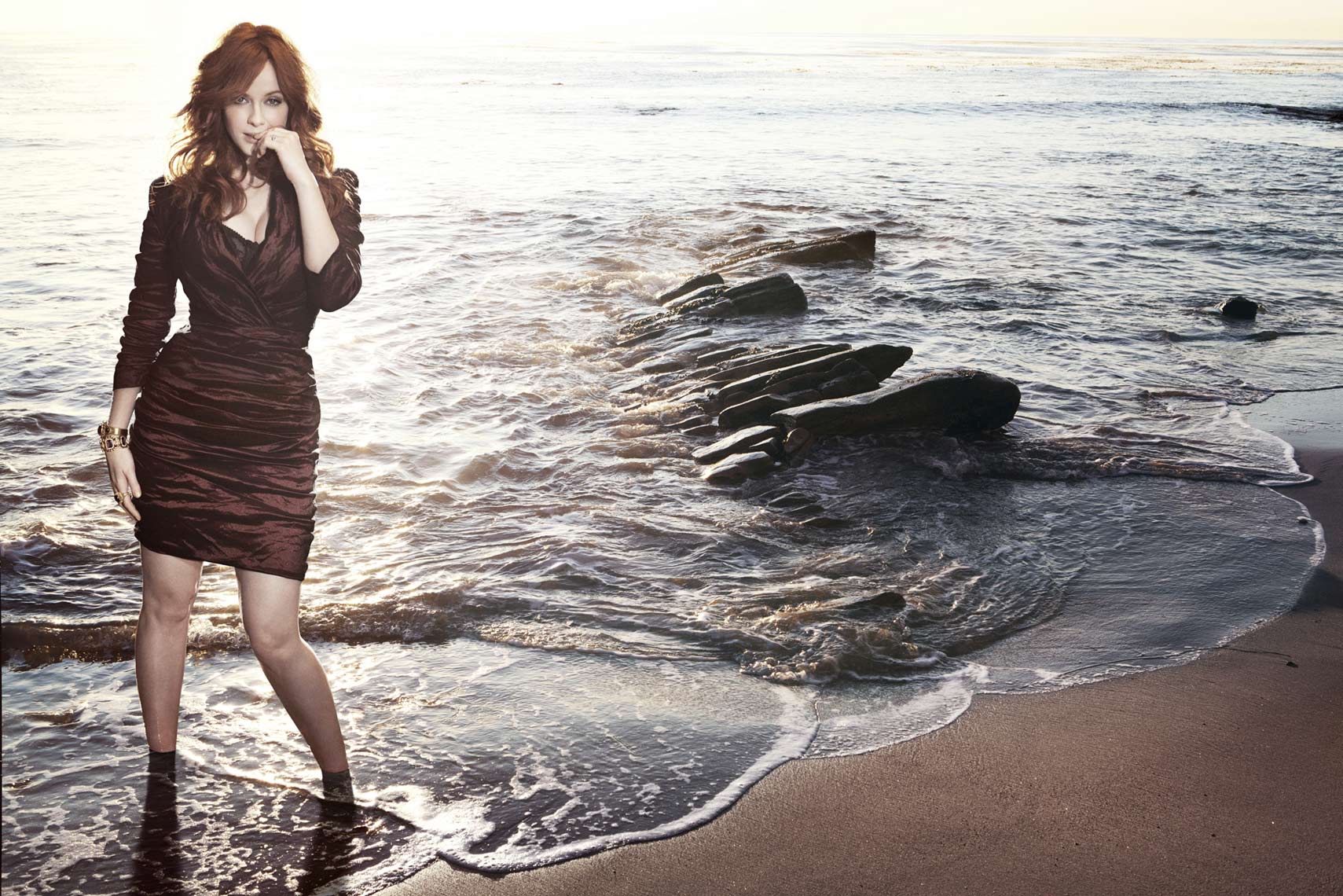 KurtIswarienko-ChristinaHendricks-MG9542RTfv1V2KRTFw