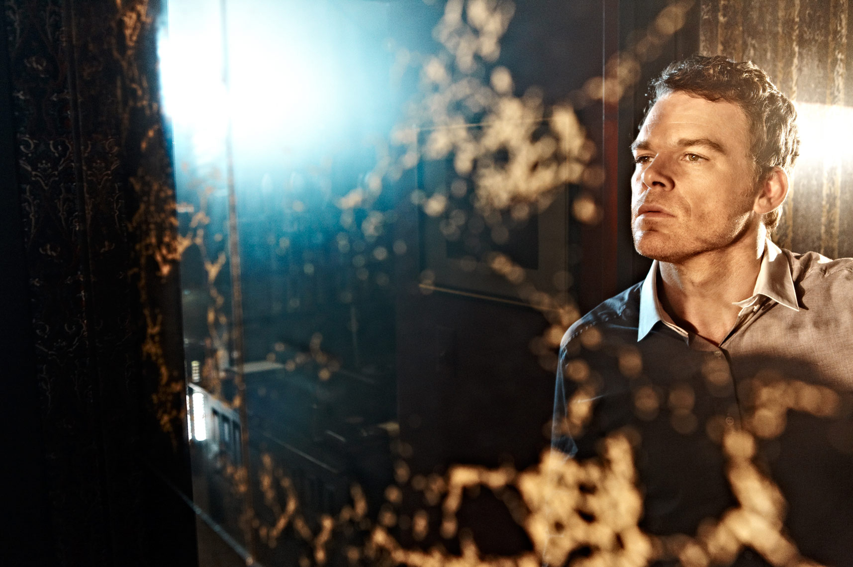 KurtIswarienko-Dexter-MichaelCHall-Shot004089RTFw