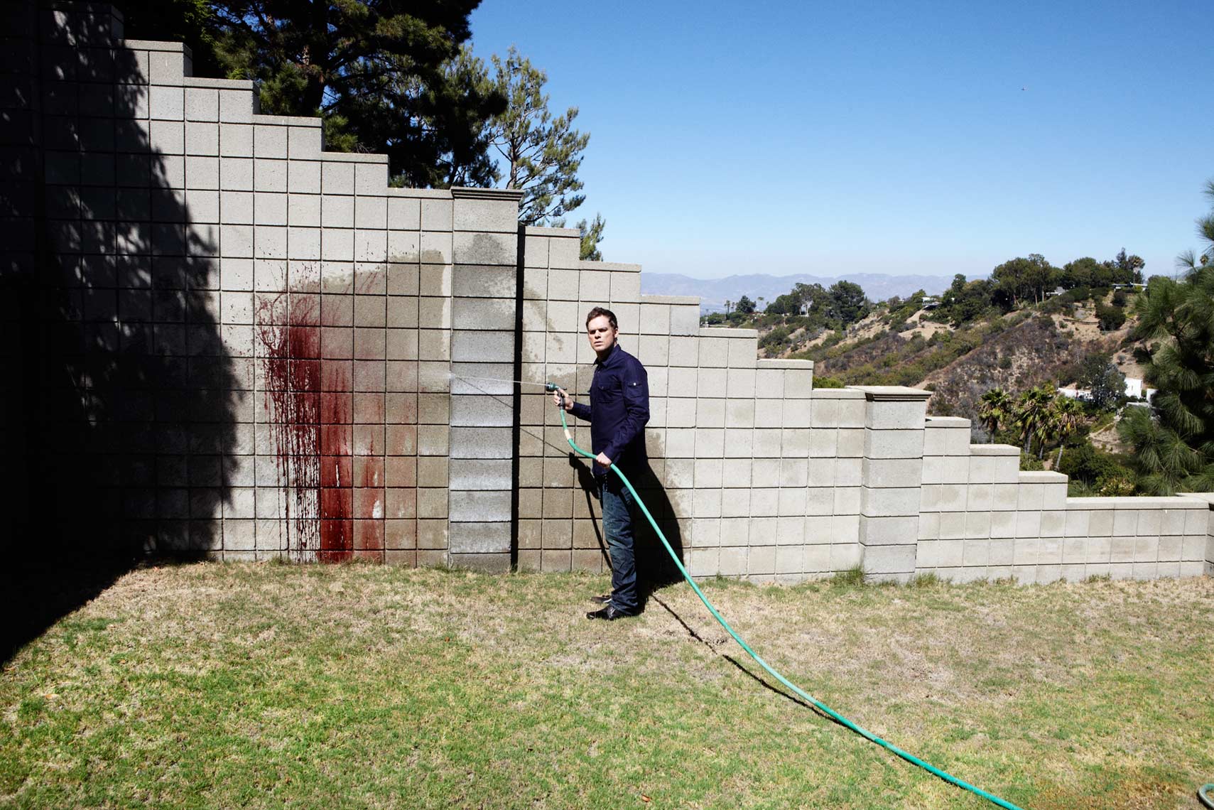 KurtIswarienko-Dexter-MichaelCHall-Shot005557RTFw