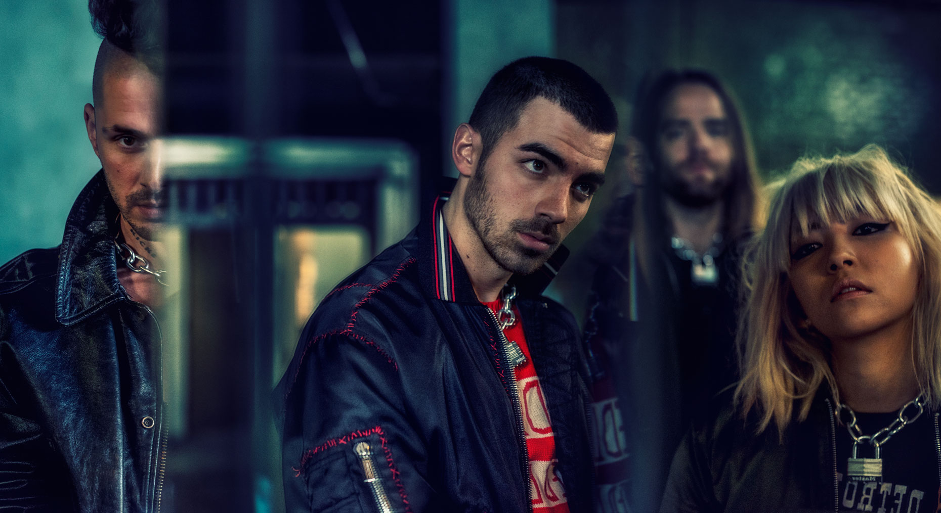 KurtIswarienko-JoeJonas-Shot_05_0049_RTF