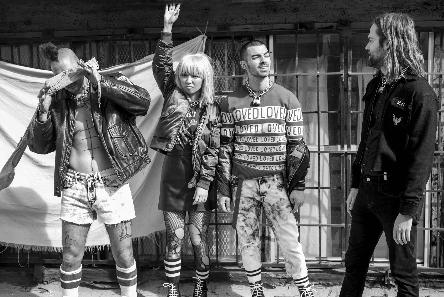 KurtIswarienko-JoeJonas-Shot_05_0215RTF