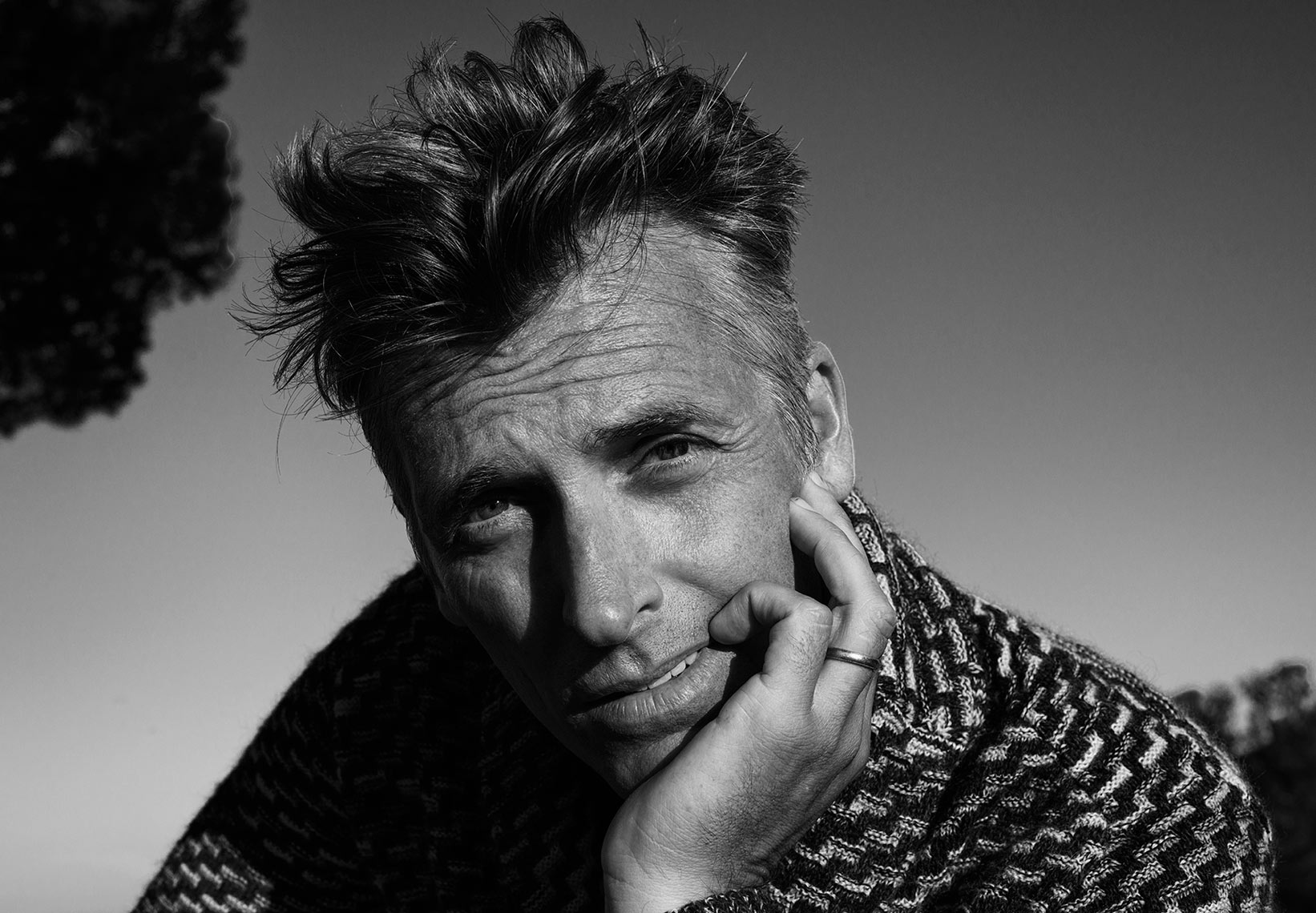 KurtIswarienko-JohnPearson-Shot11045RTFclmw