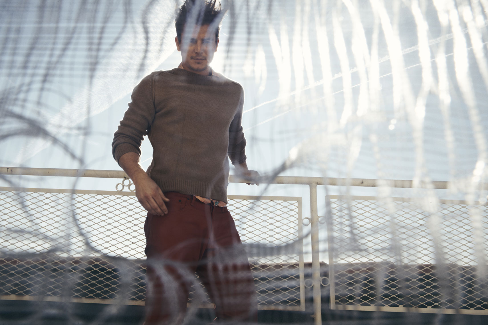 KurtIswarienko-JoshHartnett-01163RTF