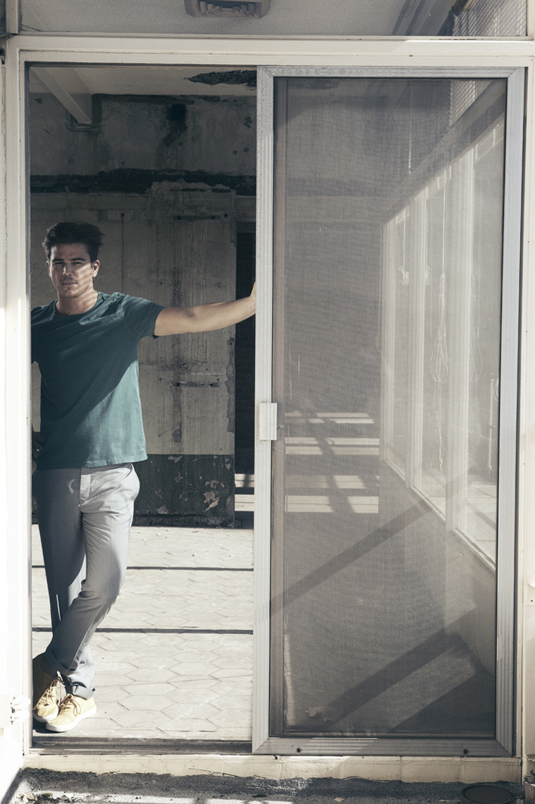 KurtIswarienko-JoshHartnett-02153RTFv2