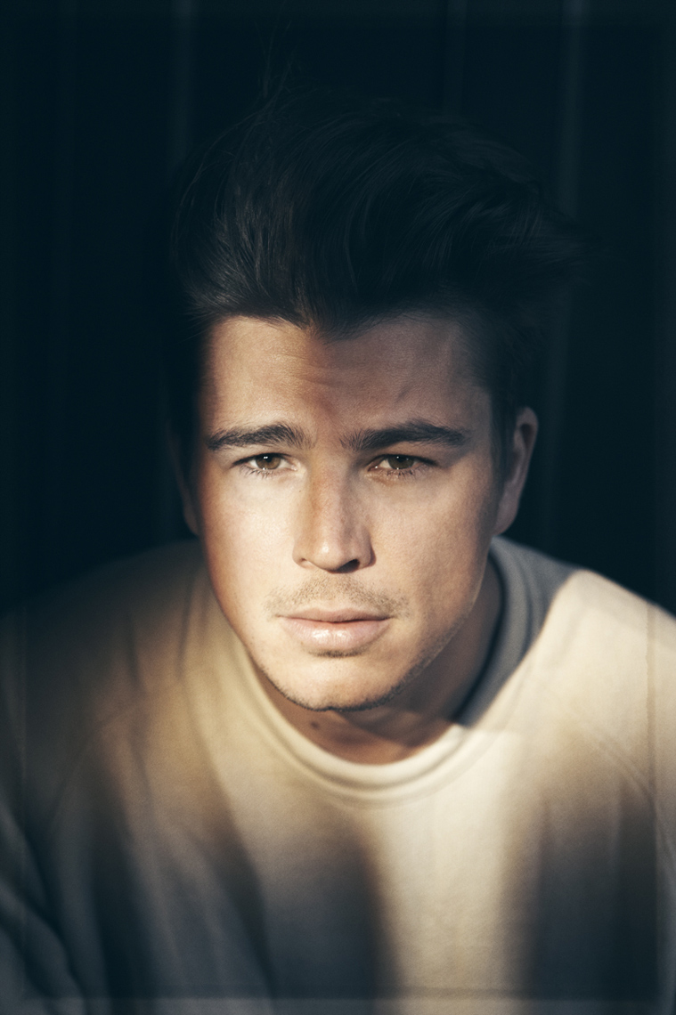 KurtIswarienko-JoshHartnett-04154RTF