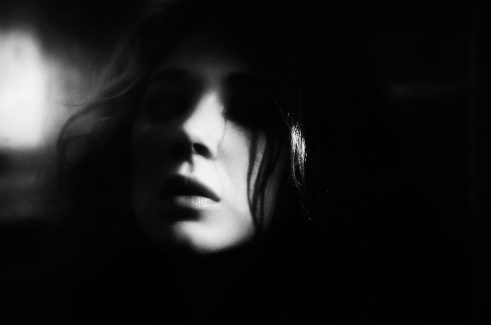 KurtIswarienko-JunoTemple-FlauntShot05081RTFw