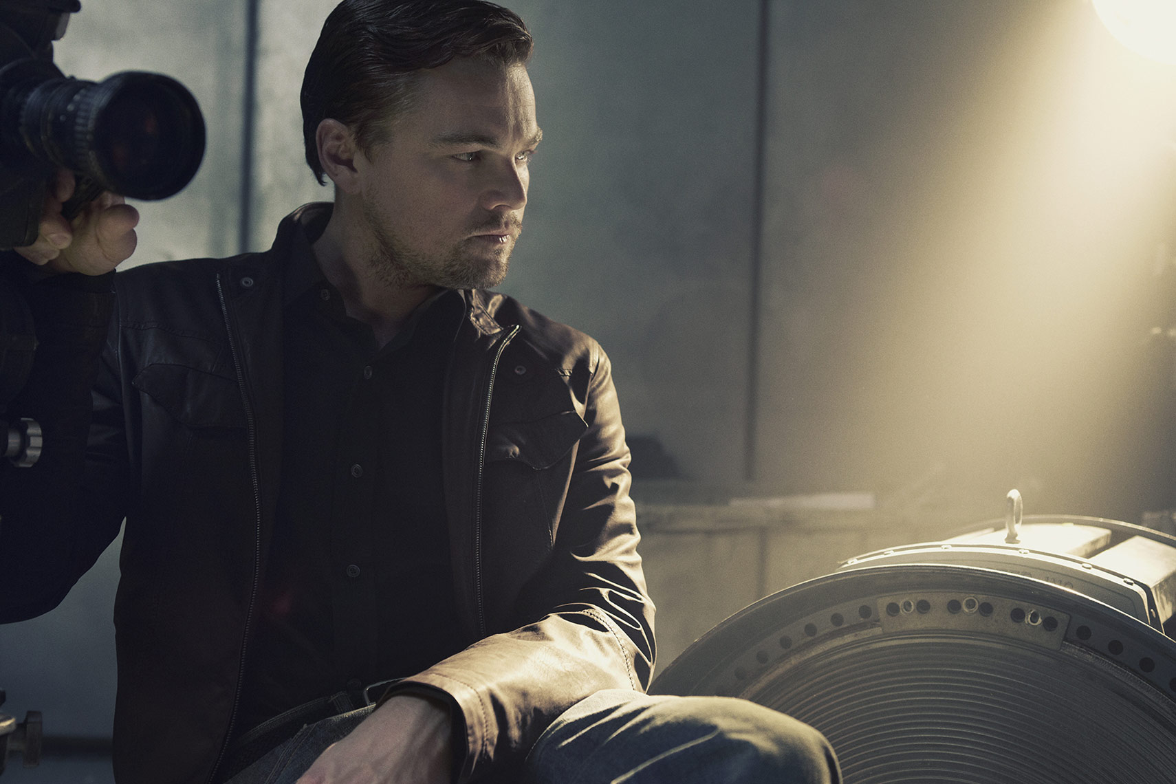 KurtIswarienko-LeonardoDiCaprio-01190rRTKFclmw