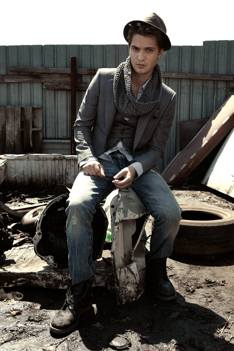 KurtIswarienko-LukeGrimes-MG8786RTF