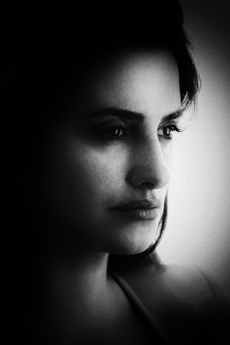 KurtIswarienko-PenelopeCruz-085RTF