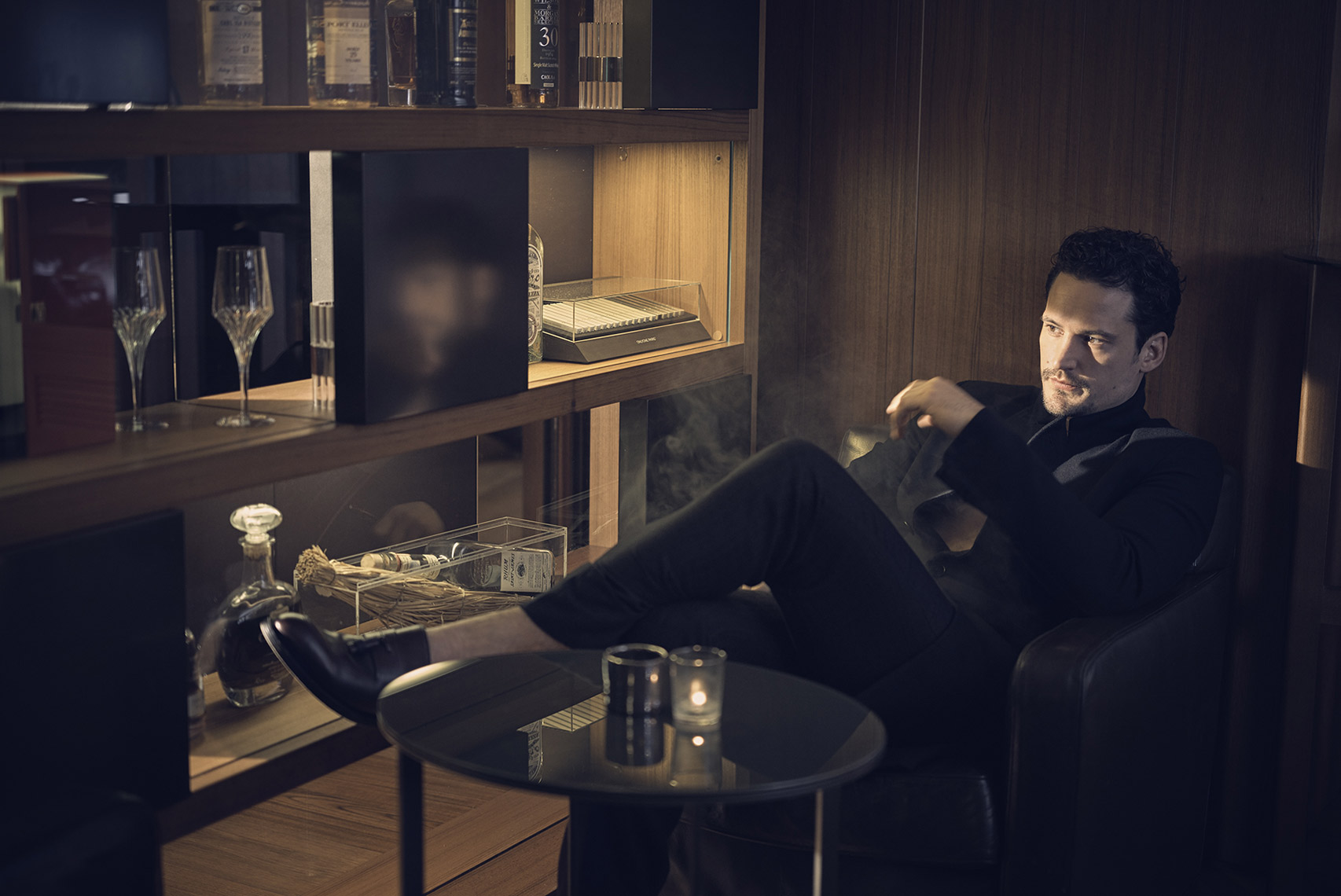 KurtIswarienko-SamWebb-GQ-AU-Shot_01_026RTFw