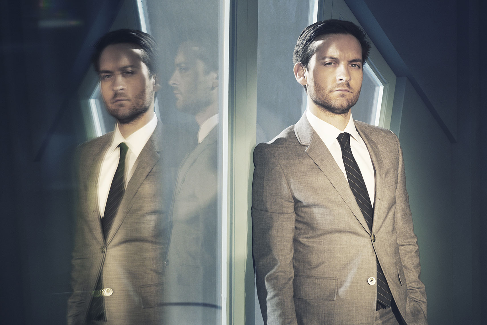 KurtIswarienko-TobeyMaguire-02099rRTKFclmw