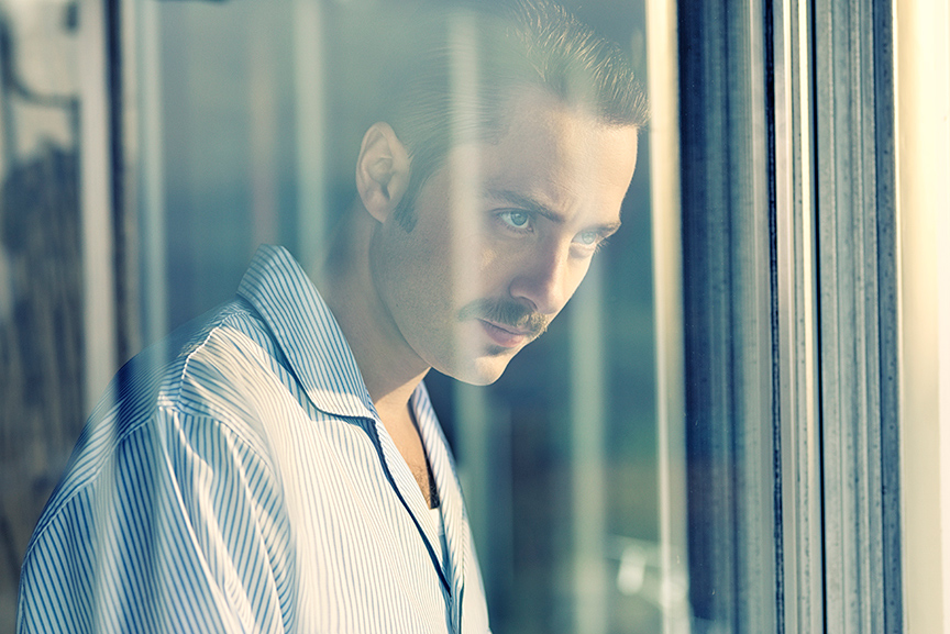 KurtIswarienko-VincentKartheiser-2622MRPK6175v1RTKF