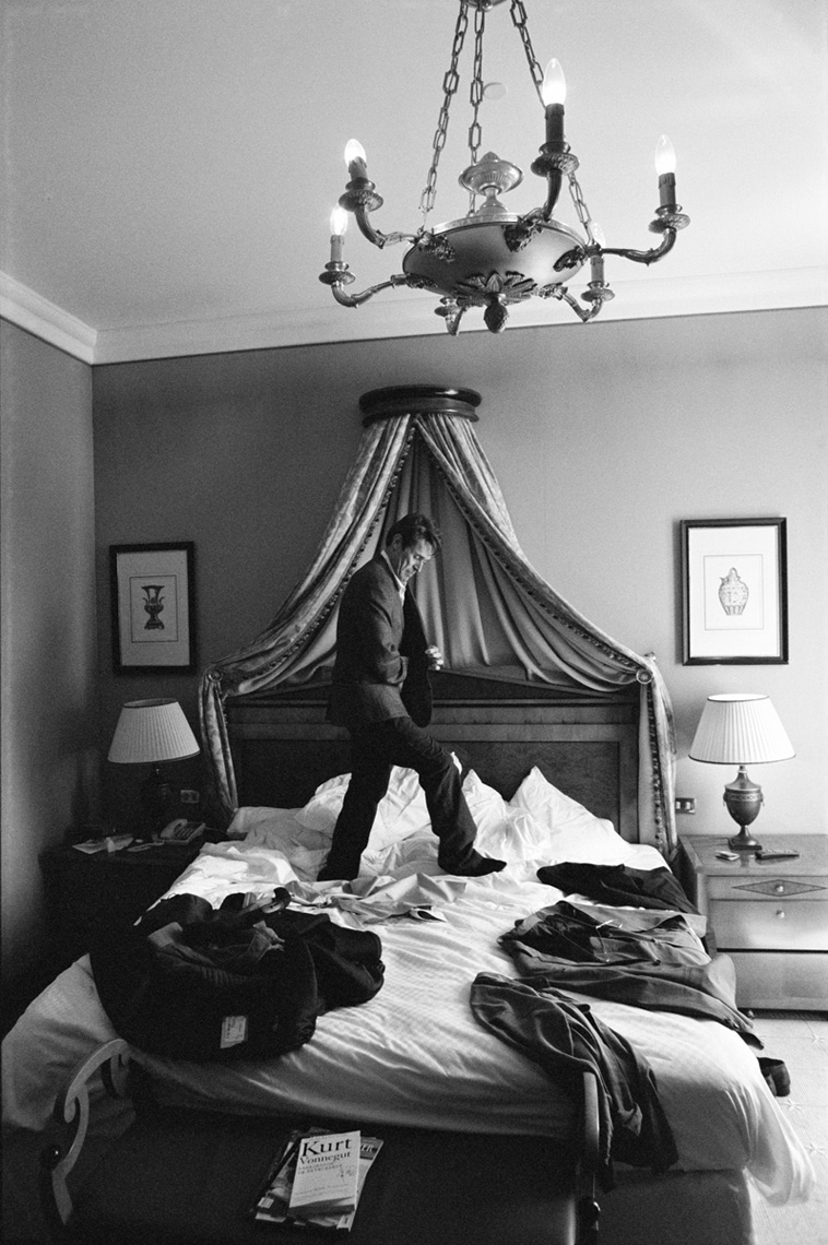 KurtIswarienko-WillemDafoe-BW1624535033RTFw